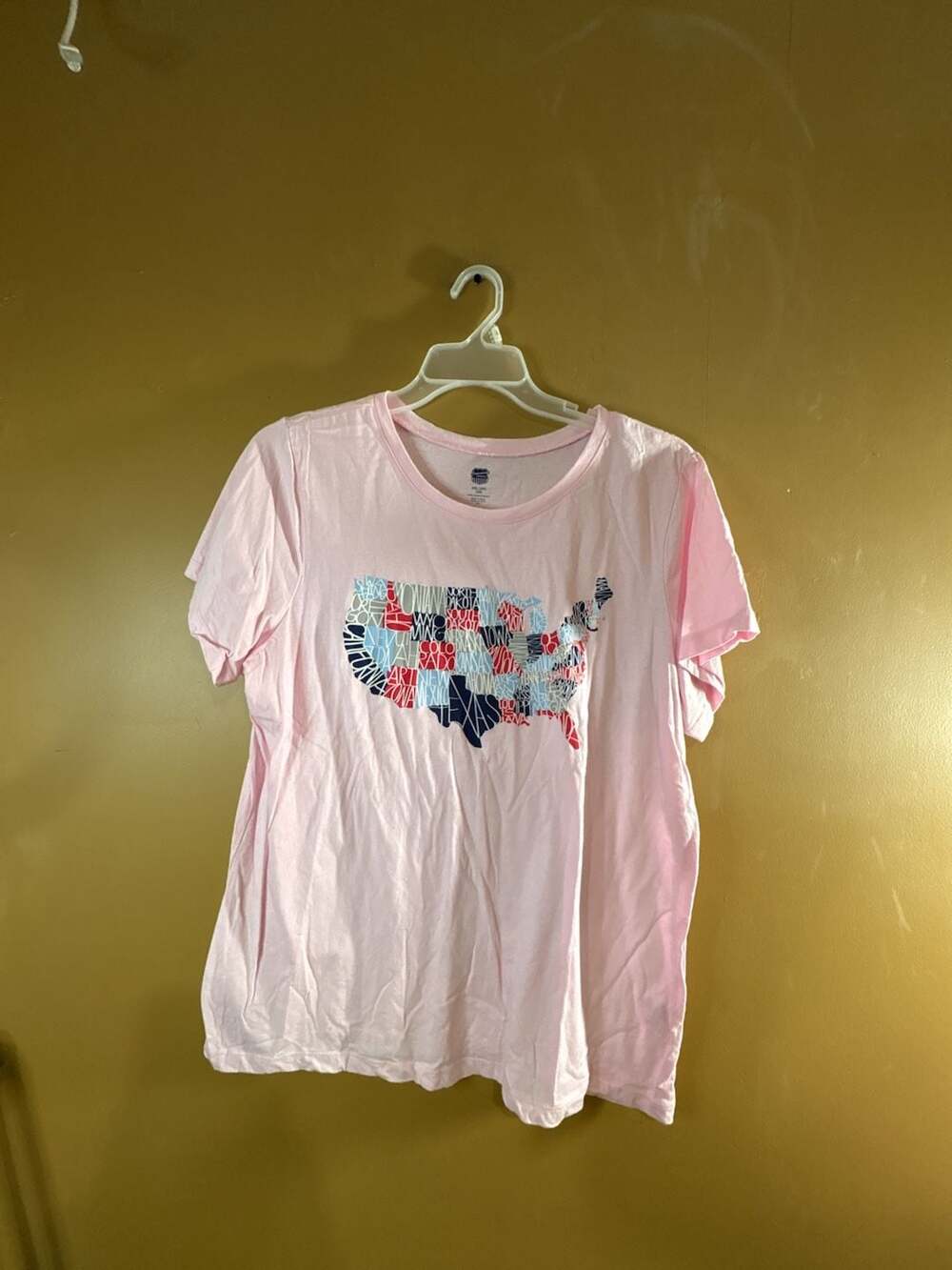 HC1082. American Summer Pink USA Map T-Shirt, XXL/2XG